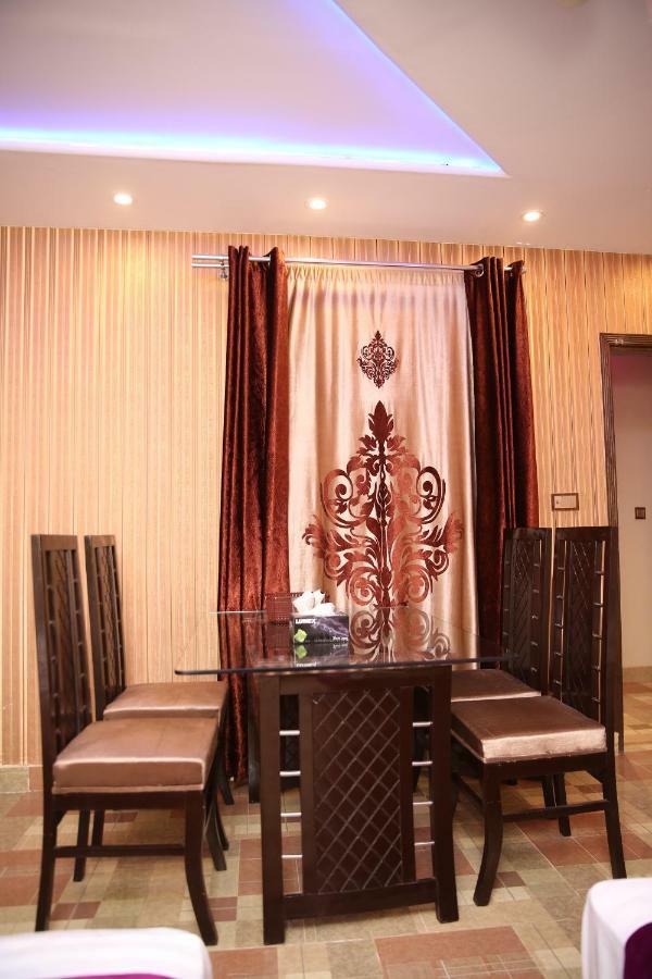Premier Inn Gulberg لاهور المظهر الخارجي الصورة